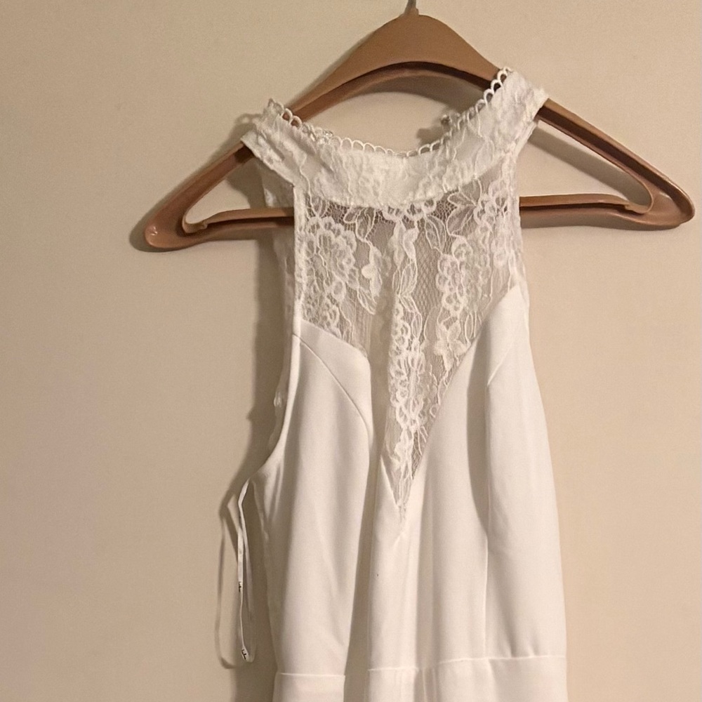 Elegant White Lace Halter Top wedding Dress